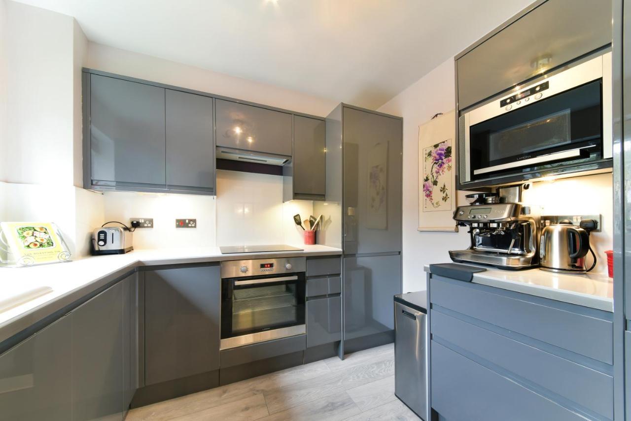 2 Bedroom Apartment Near Southfields London Exterior foto